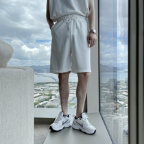 (VERA KANE) Korea ins summer loose vertical stripes casual solid color elastic waist five-point pants trend men