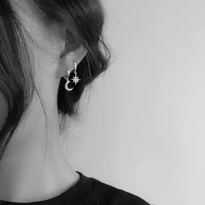 Personality asymmetrical star and moon shaped ear buckle 925 sterling silver earrings simple all-match short drop earrings female Korean version