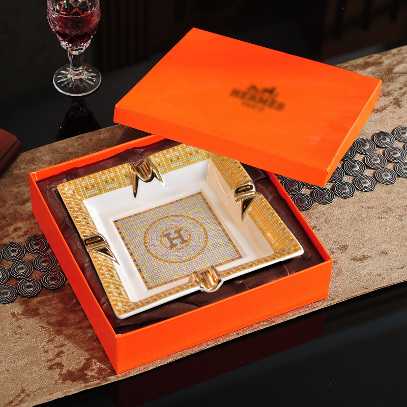 Ceramic Tobacco Ashtray H Home Upscale Creative Personality Brief Modern Big Eurostyle Matide Cigar Gift Box Dress