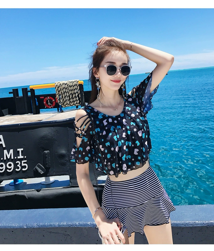Bộ đồ bơi nữ ba mảnh phù hợp với Hàn Quốc nhỏ xinh ngực nhỏ thu thập sân rộng che bụng 2018 đồ bơi mới bảo thủ