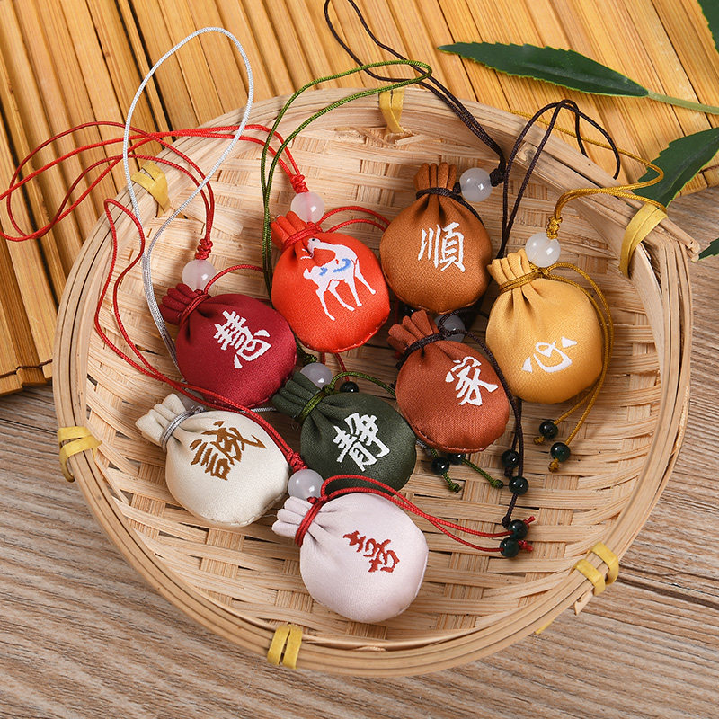 Ancient Wind Blessing Bag Aweed Mosquito Repellent Incense Bag Amulet Mobile Phone Bookmarking Pendant With Small Sachet Bag End of the Dragon Boat Festival