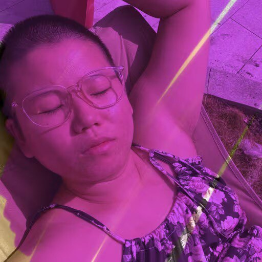 游乐园在前面左边