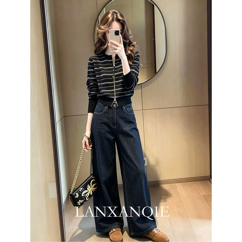 Autumn Outfit with a High-End Feel, Double Zipper Striped Slimming Knit Cardigan and High-Waisted Straight-Leg Jeans Set Autumn Outfit with a High-End Feel, Double Zipper Striped Slimming Knit Cardigan and High-Waisted Straight-Leg Jeans Set