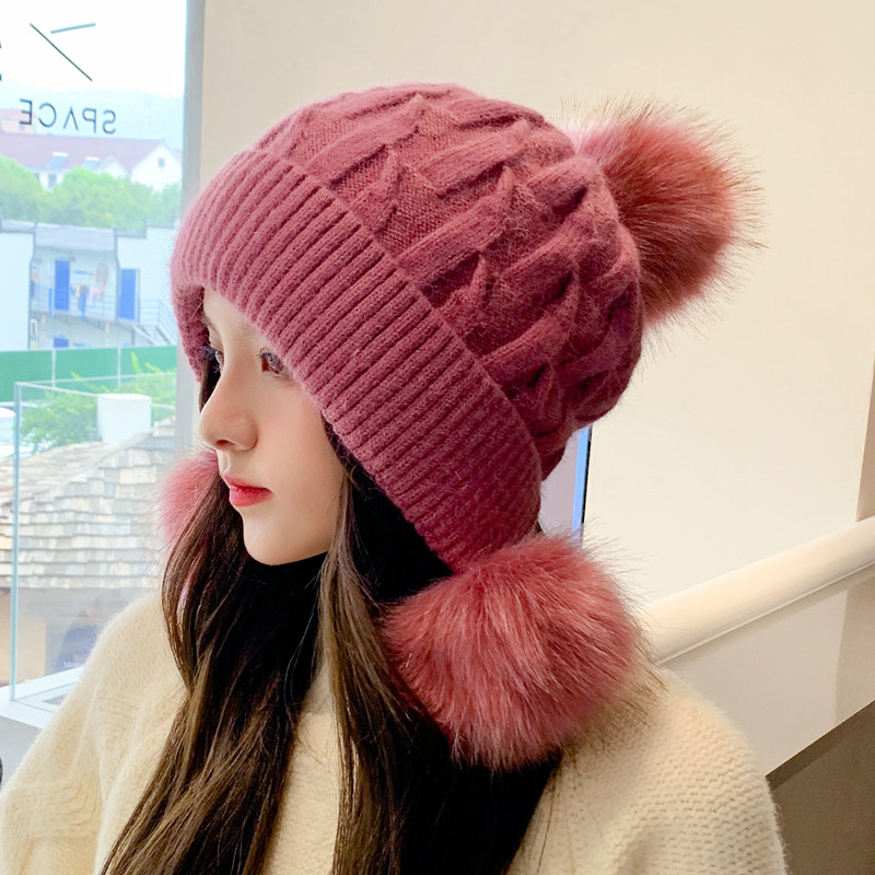 Rabbit hair knit hat lady autumn and winter ear protection plus fleece thickened three-hair ball yarn hat Korean version of the versatile warm hat