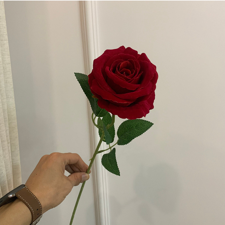 仿真花玫瑰花2025新品高档法兰绒玫瑰假花客厅婚礼装饰插花花艺详情6