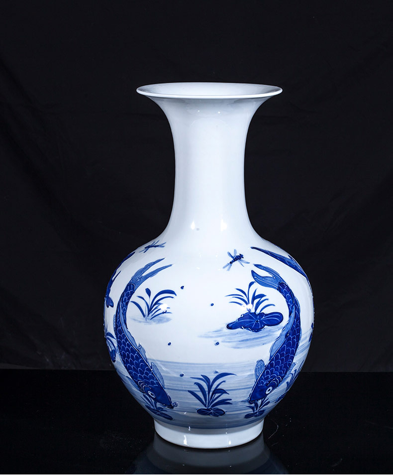 Blue and white porcelain of jingdezhen ceramics and the new Chinese style household furnishing articles sitting room porch decoration of large vase