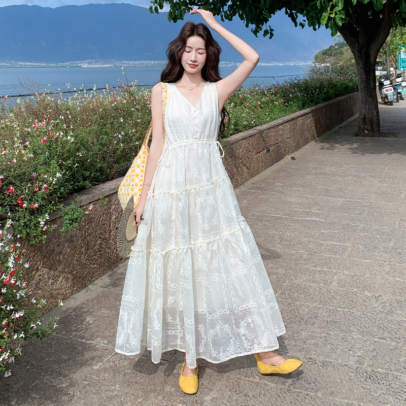 Cool and Relaxed Hollow-Out Embroidered White Sleeveless Vest Dress for Women, Summer Elegant and Stunning Waist-Cinching Vacation Long Dress