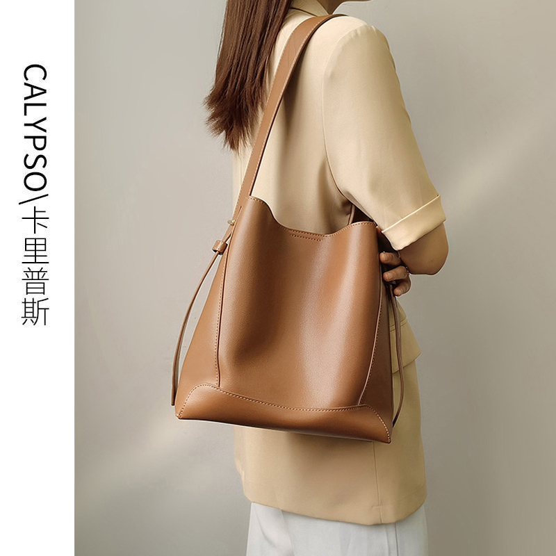 Bucket Bag for Women, Large Capacity, Lightweight Genuine Leather Bag, 2026 New Model, Single Shoulder Crossbody Bag, Commuter Tote, High-End Mom Bag