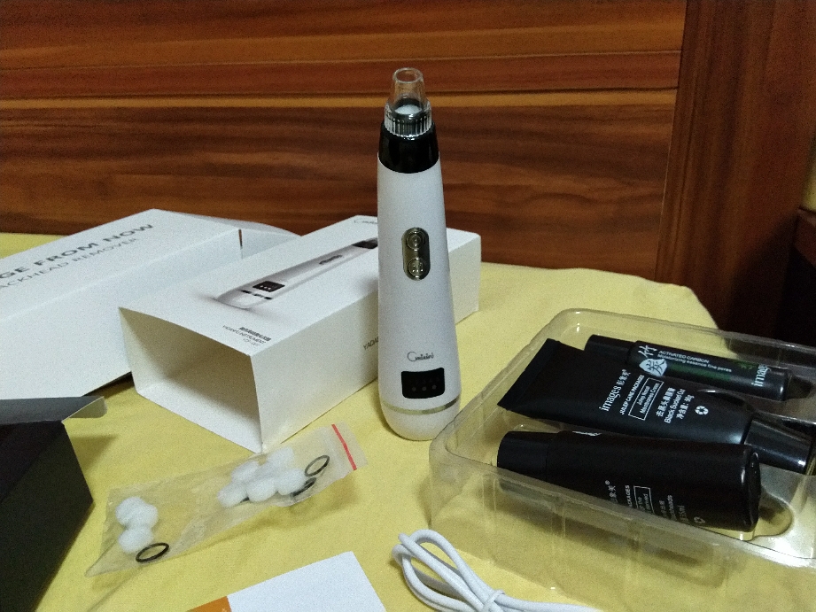 第1次使用吸黑头仪器,粉刺白头很多被吸出来了_这么办网 第1次使用吸黑头仪器,粉刺白头很多被吸出来了