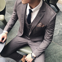 Suit mens suit three-piece slim Korean version of British style handsome groom wedding dress striped casual small suit