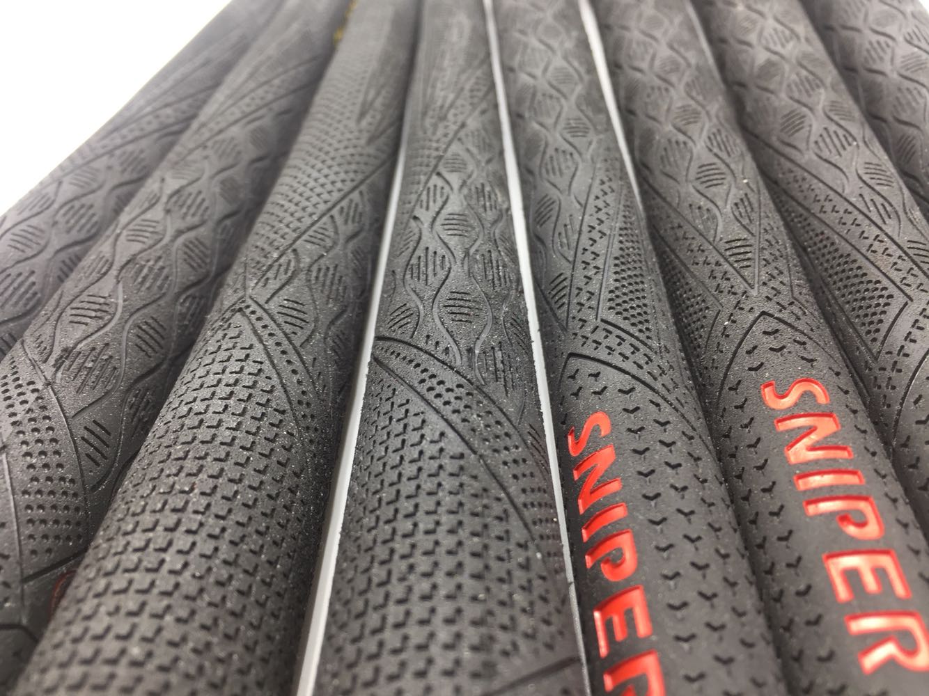Tay cầm golf chính hãng SNIPER siêu nhẹ kẹp sắt bằng gỗ đặc biệt kẹp xốp siêu nhẹ 35g bao tay nam chống nắng