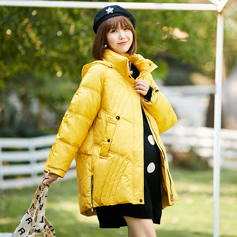 Winter pregnant woman Even hat long sleeve blouse down clothes warm and pure color bread 2021 Winter Korean version of the new coat