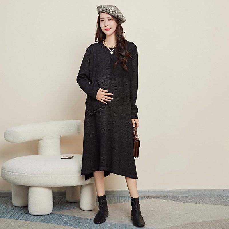 Pregnant women's autumn and winter sweater with long version of winter clothing outside wearing long sleeves knit large size Korean version for a fashion jacket