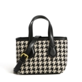 Небольшая дизайнерская сумка через плечо, трендовая универсальная сумка на одно плечо, тренд сезона