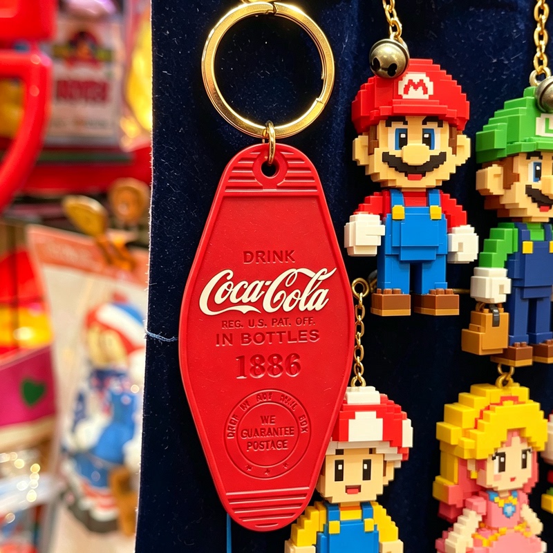 Retro American Coca-Cola Keychain Soda Motel Metal Key Ring Creative Bag Pendant Decoration