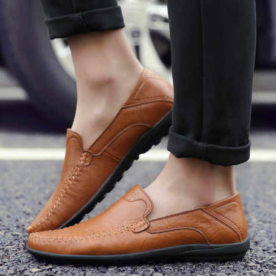 2021 new one -footed soft leather soft bottom real cowhide bean shoes men's large size anti -slip casual British leather shoes