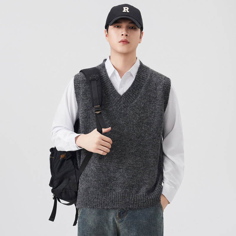 Autumn and Winter Layered Knit Vest for Men, Casual V-Neck Sweater, Trendy Fashion Pullover Top Autumn and Winter Layered Knit Vest for Men, Casual V-Neck Sweater, Trendy Fashion Pullover Top
