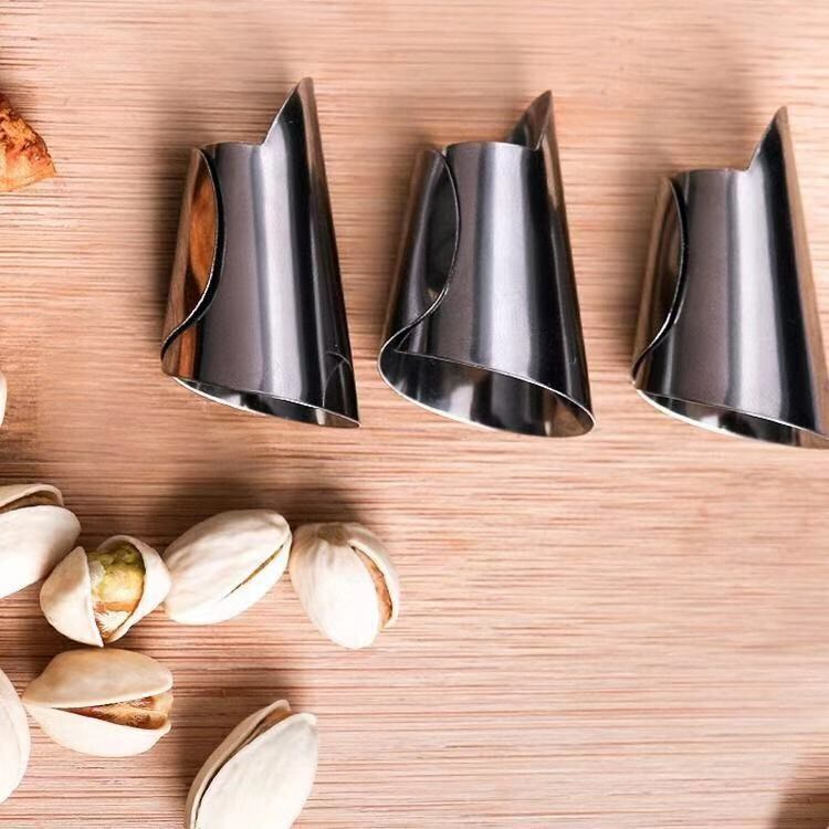 Bean and Shrimp Peeling Tool, Iron Nail Cover for Peeling Edamame, Finger Protector for Shelling Beans, Vegetable Cutting Hand Protector Bean and Shrimp Peeling Tool, Iron Nail Cover for Peeling Edamame, Finger Protector for Shelling Beans, Vegetable Cutting Hand Protector