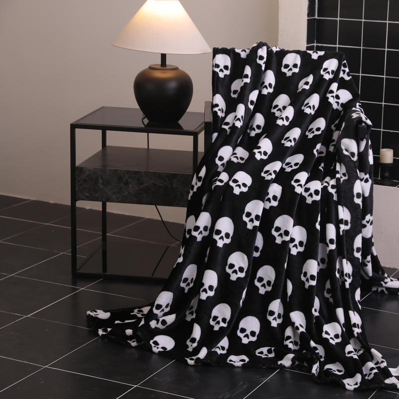 Gothic Bedding Sheets with Skull Designs, Classic European and American Style Nap Blankets, Printed Vintage-Style Tapestries, Fashionable and Quirky Decorative Blankets