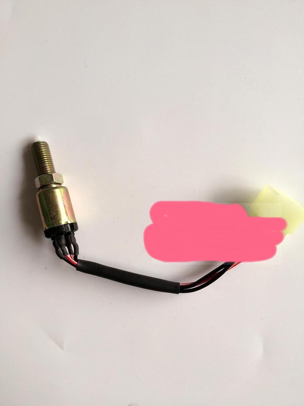 Xiali N3 Xiali N5 Brake Light Switch Brake Switch Original Parts (4 Pins) Xiali N3 Xiali N5 Brake Light Switch Brake Switch Original Parts (4 Pins)