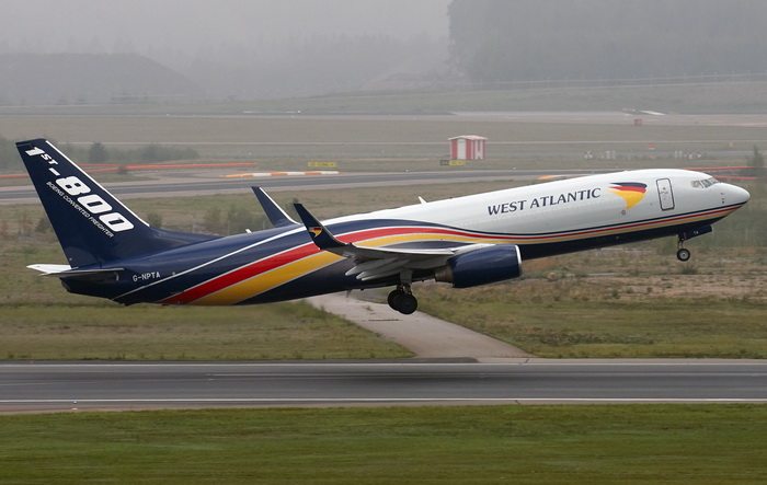 Atlantic Airlines B737-800 G-NPTA 1:400