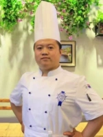 Белая футболка, короткий рукав