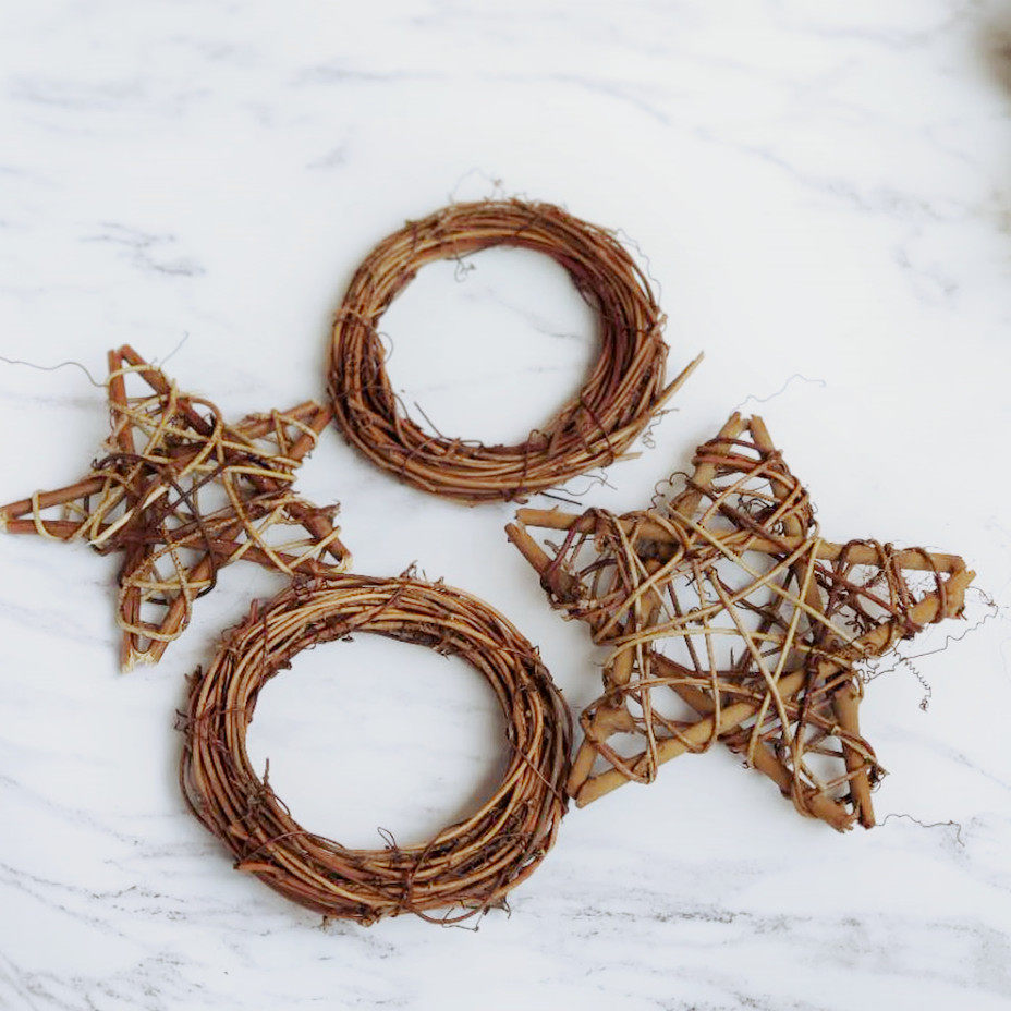 Rattan circle rattan ring flower shop DIY handmade door hanging flower garland American country Christmas decoration naked ring dry