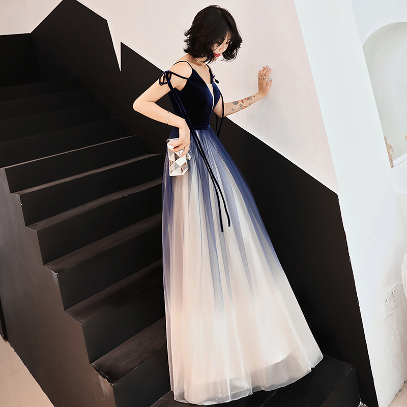 Robe de soirée - Ref 3210756 Image 1