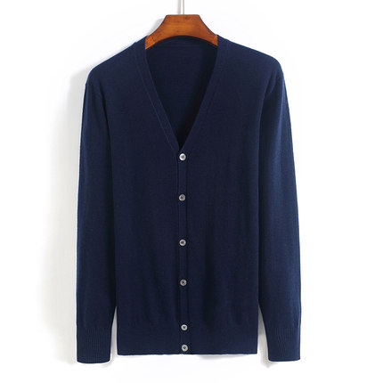 秋冬款羊毛衫男V领开衫男装外穿毛衣纯色针织