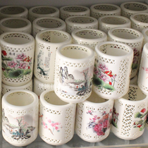 Jingdezhen ceramic pen holder hollow large high-end desk gift gift craft creative fashion decorative ornaments