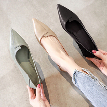  Tide brand single shoes womens thick heel 2021 summer new pointed flat heel medium heel soft leather comfortable all-match work shoes womens shoes