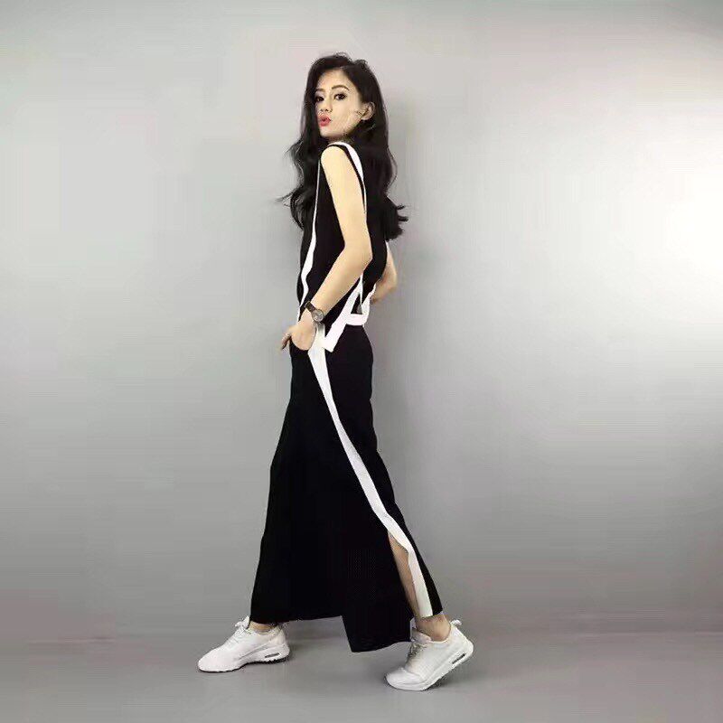 Hong Kong 2019 Summer Fashion Sports Suit Women's Slim Vest Open Fork Broadlegged Pants Ice Silk Knit Two Sets