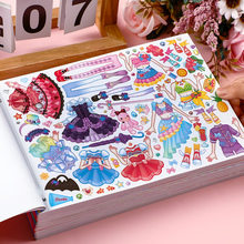 The store has had over ten thousand returning customers, with children and girls having different colors. The table is decorated with stickers, books, and stickers. The girl is 6 years old and 3 years old. The stickers are used to assemble children's puzzle toys and magnetic pads