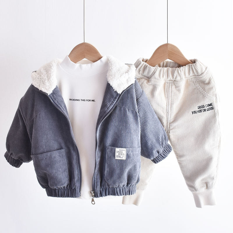 Boys' fleece jacket 2022 winter style Western style Korean version corduroy lamb wool thickened baby top children's cotton coat