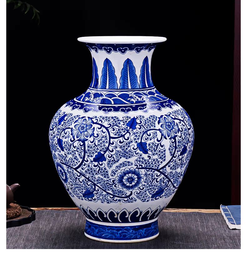 Jingdezhen ceramics blue and white tie up lotus flower dragon vase large antique Chinese style home sitting room adornment is placed