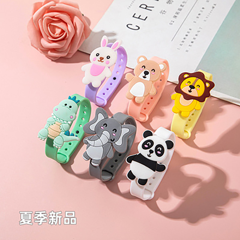 Big cartoon three-dimensional animal repellent bracelet children's luminous bracelet adult infant outdoor mosquito repellent plant essential oil