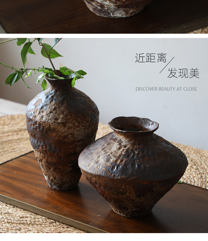 Coarse ceramic vase bearing flower arranging nostalgic manual home stay hotel wabi-sabi zen wind restoring ancient ways furnishing articles Coarse pottery