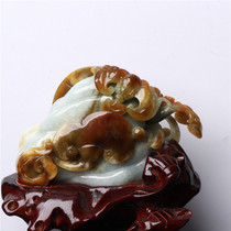 Natural jade A-grade chili ornaments Chaochao fortune crafts red jade bats pretty colors and cleverly carved blessings are in front of you.