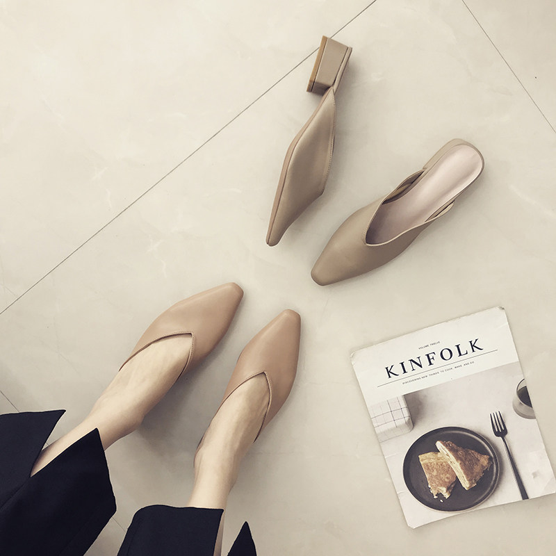 New flat-bottomed half-slippers 2022 summer women's shoes wear leather pointed-toe lazy high-heeled medium thick-heeled grandma