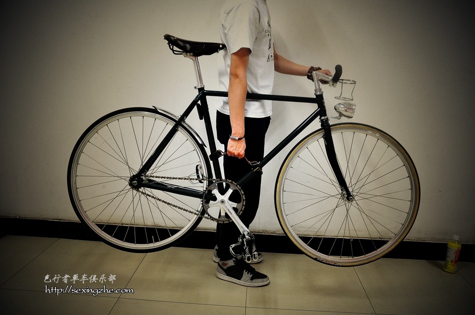 Saluo bicycle hand-stitched cowhide handle to carry the car interior bicycle handle creative accessories