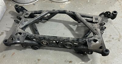 Подходит для BMW S55B30 F87 F80 F82 F83 M2 M3 M4, задняя балка, задняя ось, квадратная рама