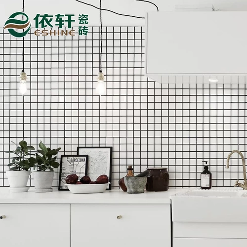 Северная минималистская кухонная туалетная плитка черно -белая сетка настенная плитка плитка полная фарфоровая плитка маленькая белая кирпичная мозаика