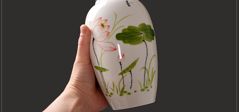 The Crown, jingdezhen ceramic powder enamel caddy fixings hand - made process large seal pot pot high moisture storage jar