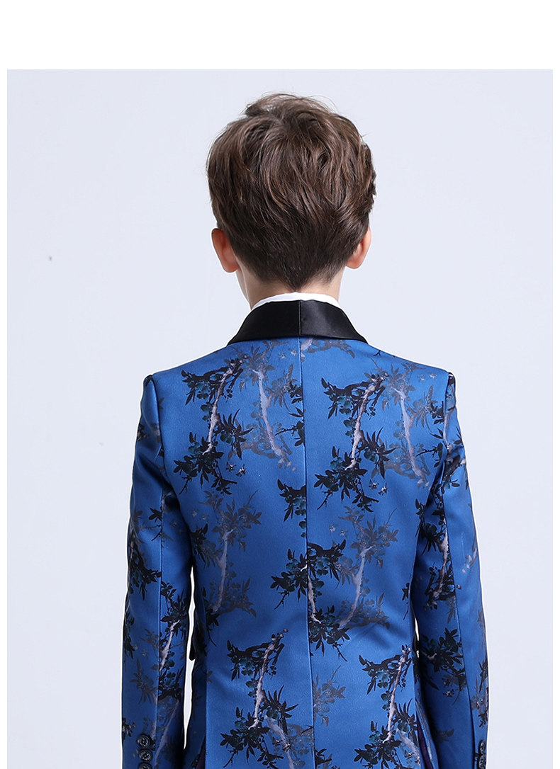 Синий цветок Tree_15.jpg