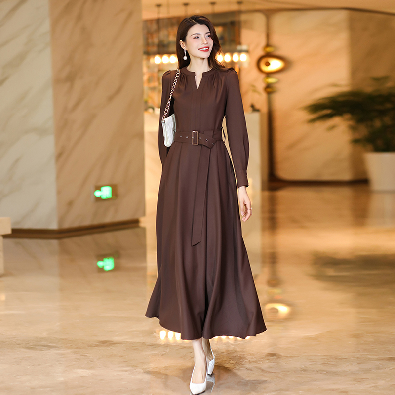 Early Spring Dress 2026 New Style Elegant Slimming Dress for Women Spring and Autumn Simple and Elegant Long Dress