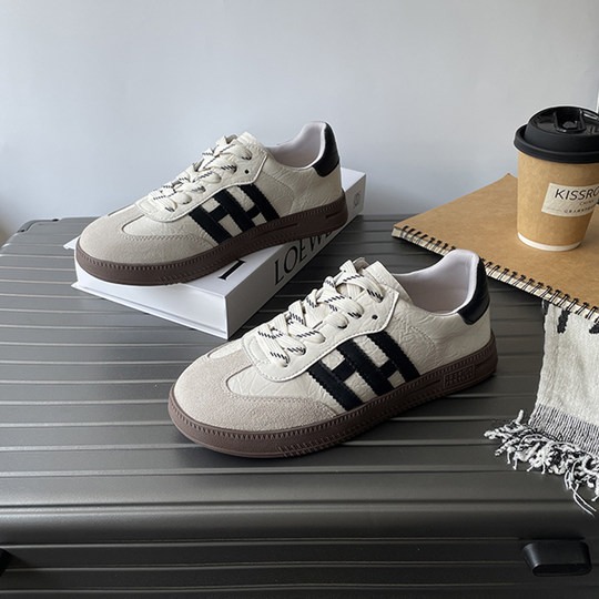 Dopamine leather moral training shoes for women 2025 new retro soft sole shoes college style fashion sneakers casual shoes