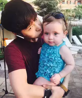 (Triumph swimming gear)Girls flower cute swimsuit Young children beach vacation swimsuit