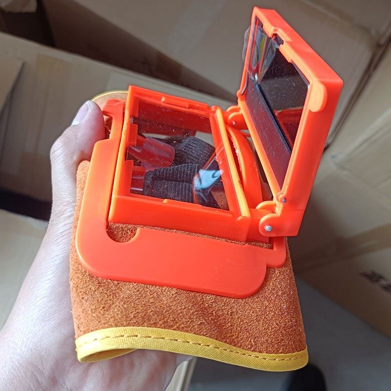 Fully automatic turn-light cow leather electric welding mask burn welding argon-arc welding flip cow leather discolouration welt welding protective welding cap-Taobao