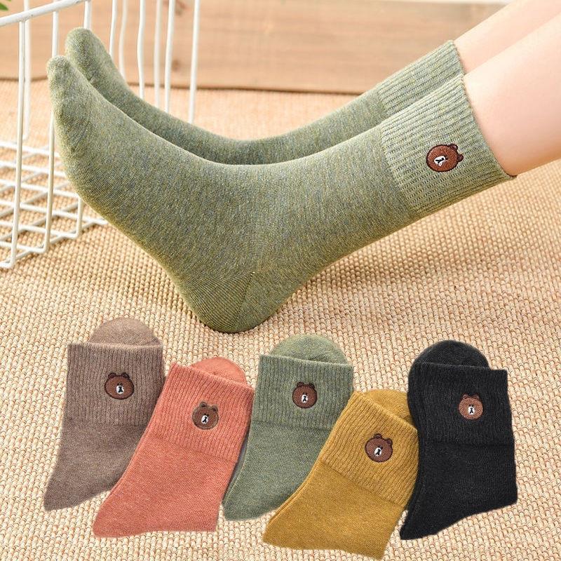 Autumn and Winter Thick Bear Socks for Women, Trendy Korean Style Mid-Calf Short Socks, Anti-Odor Breathable Cute Cotton Socks for Students, 5-10 Pairs