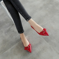 Flat shoes womens spring and autumn new single shoes Korean version leather flat shoes pointed toe shallow red scoop shoes four seasons shoes